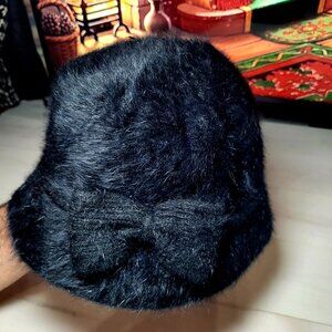 Betmar New York Women's Hat Angora Blend Soft Bucket Style Bow